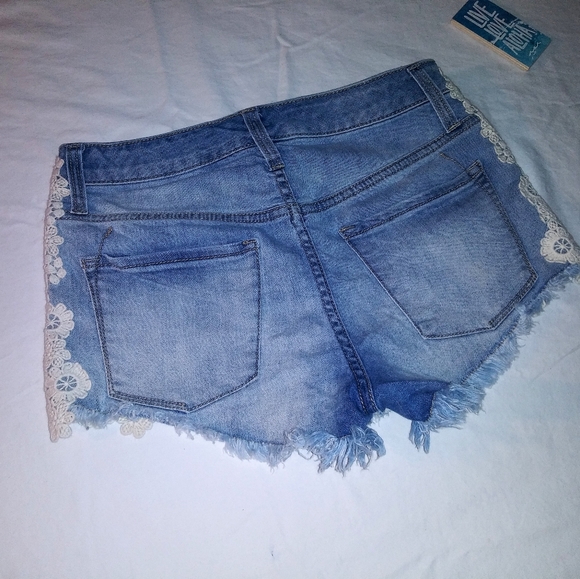 Denim high rise shorts - Picture 5 of 6